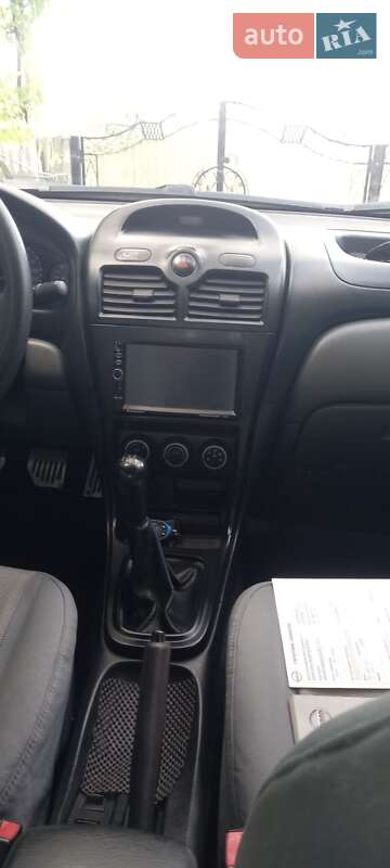 Седан Nissan Almera 2010 в Одессе