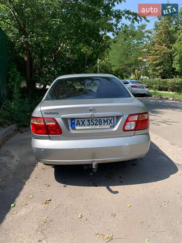 Седан Nissan Almera 2005 в Харькове