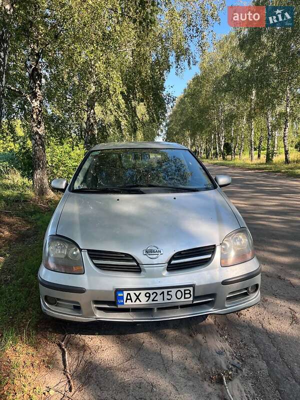 Хэтчбек Nissan Almera 2001 в Краснограде фото 2 Хэтчбек Nissan Almera 2001 в Краснограде