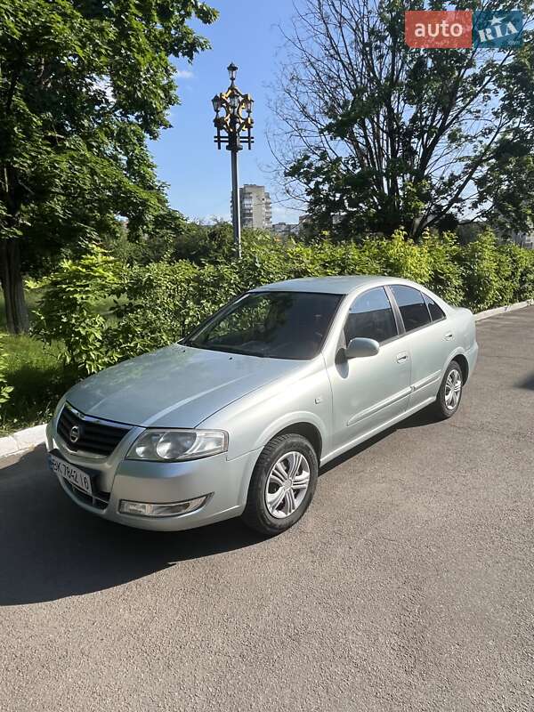 Nissan Almera 2006