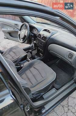 Седан Nissan Almera 2012 в 