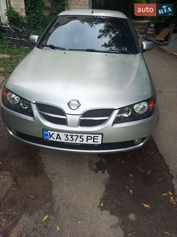 Седан Nissan Almera 2005 в Киеве