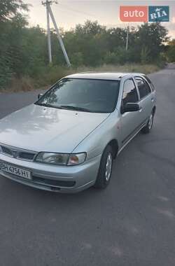 Хетчбек Nissan Almera 1996 в Чорноморську