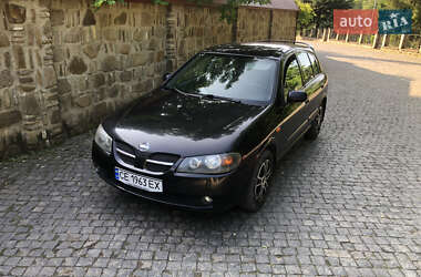 Хэтчбек Nissan Almera 2003 в Черновцах