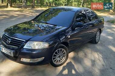Седан Nissan Almera 2011 в Кропивницком