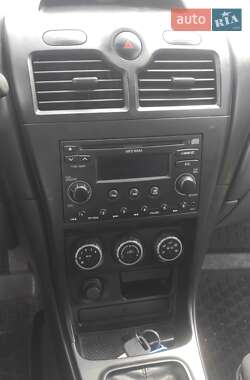 Седан Nissan Almera 2012 в Черновцах