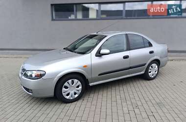 Седан Nissan Almera 2005 в Мукачево