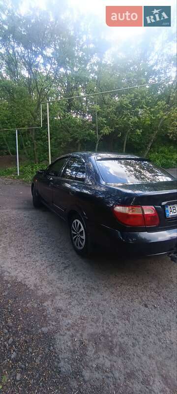 Седан Nissan Almera 2004 в Вінниці