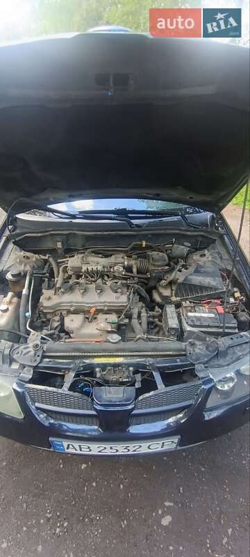 Седан Nissan Almera 2004 в Вінниці