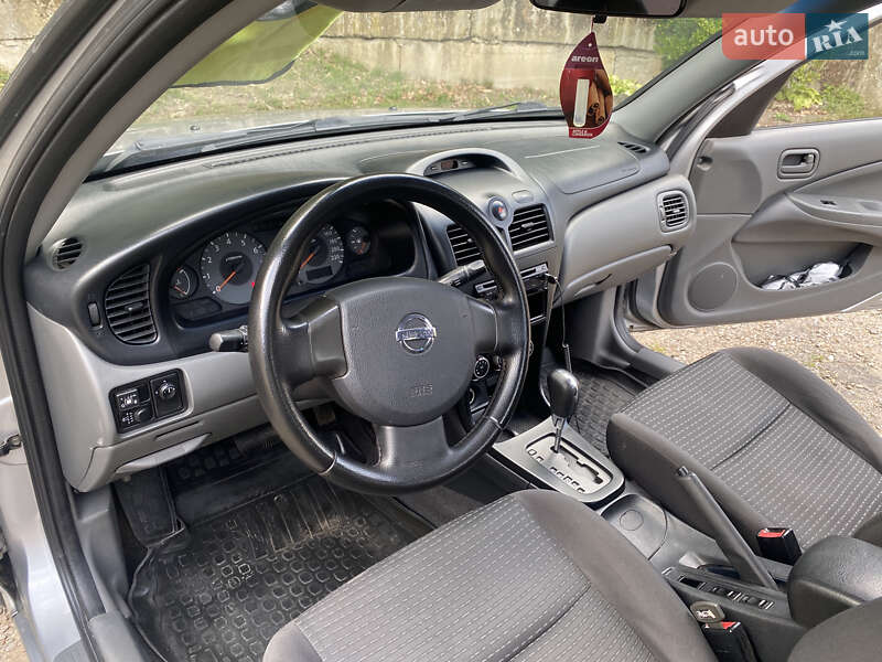 Седан Nissan Almera 2008 в Ужгороді