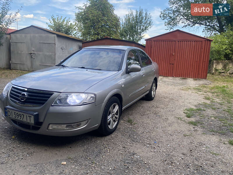 Седан Nissan Almera 2008 в Ужгороді
