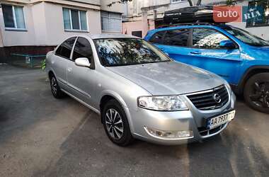 Седан Nissan Almera 2011 в Києві