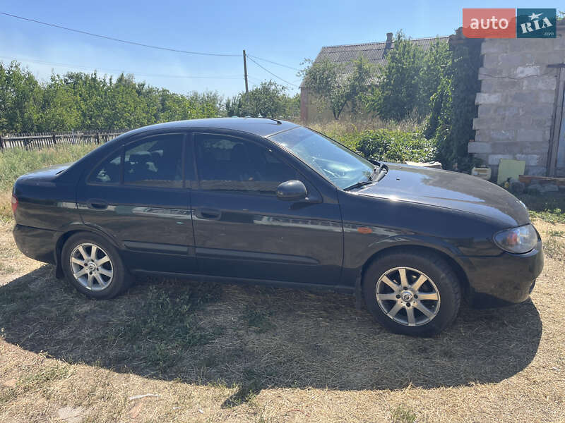 Седан Nissan Almera 2005 в Харкові