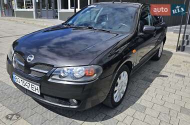 Хетчбек Nissan Almera 2004 в Підгайцях