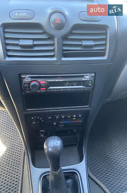 Седан Nissan Almera 2006 в 