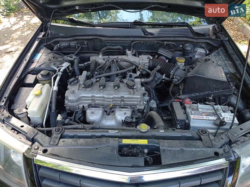 Седан Nissan Almera 2011 в Чернигове