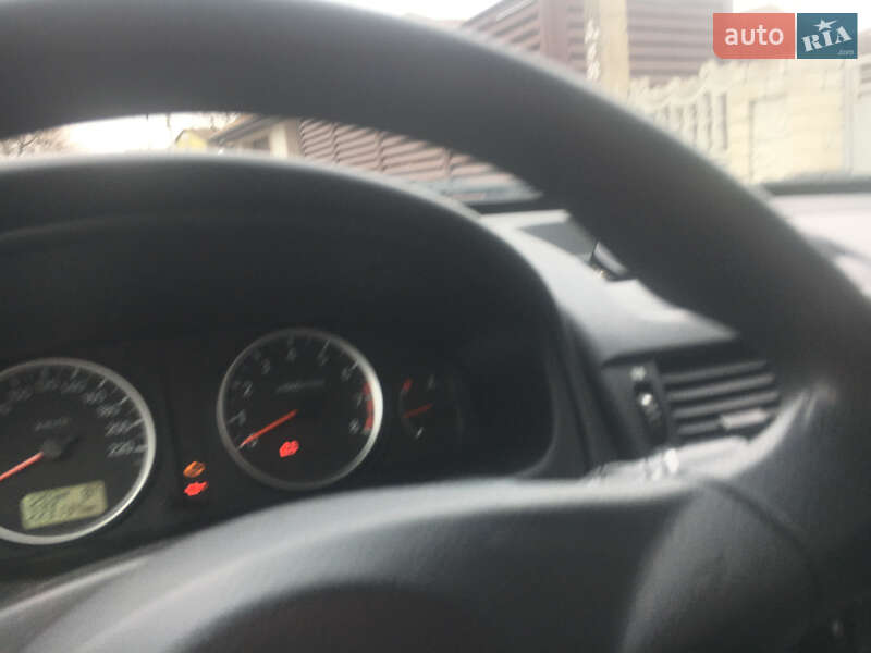 Хэтчбек Nissan Almera 2006 в Любаре фото 5 Хэтчбек Nissan Almera 2006 в Любаре