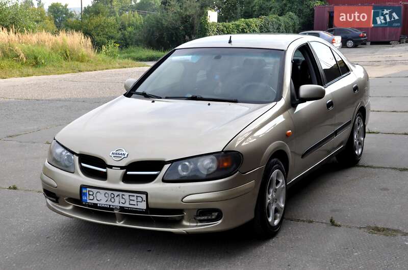 Nissan Almera 2004