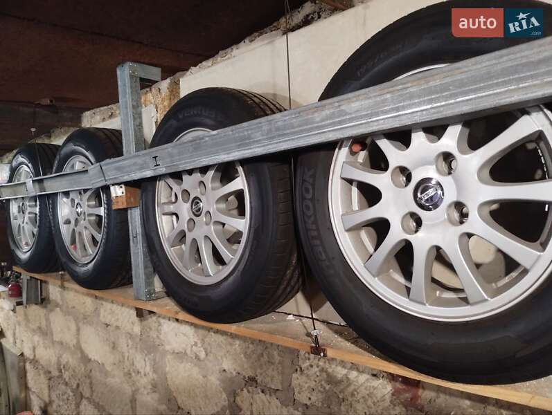 Седан Nissan Almera 2005 в Фастові