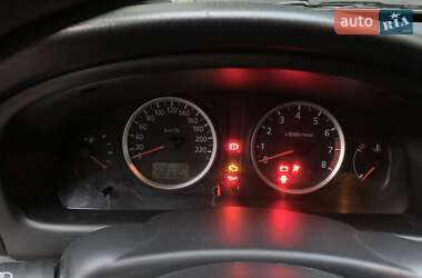 Седан Nissan Almera 2003 в 