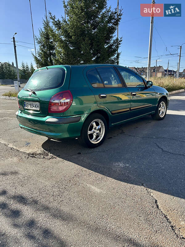 Хетчбек Nissan Almera 2001 в Білій Церкві