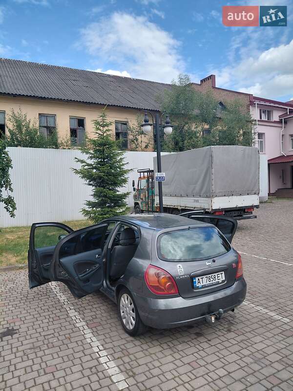 Хетчбек Nissan Almera 2005 в Івано-Франківську