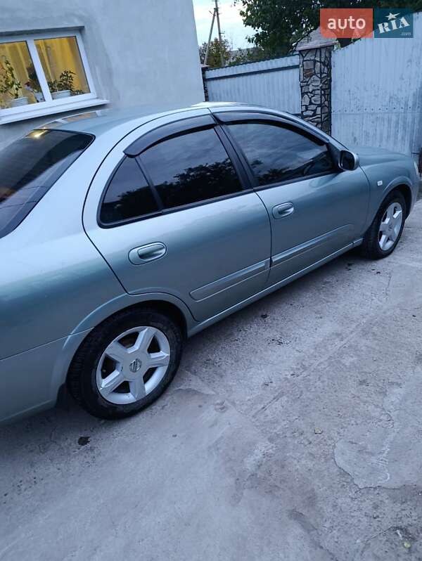 Седан Nissan Almera 2006 в Новом Буге