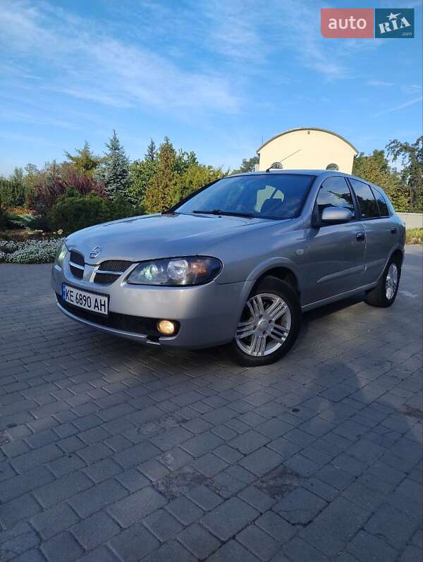 Хэтчбек Nissan Almera 2005 в Днепре фото Хэтчбек Nissan Almera 2005 в Днепре