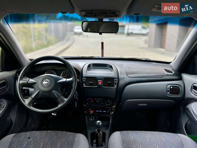 Седан Nissan Almera 2004 в Івано-Франківську фото 19 Седан Nissan Almera 2004 в Івано-Франківську