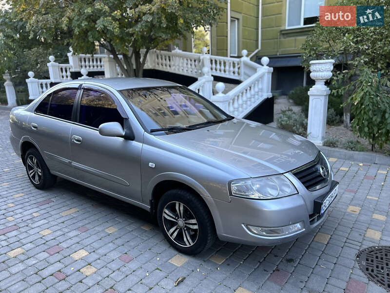 Седан Nissan Almera 2008 в Одессе