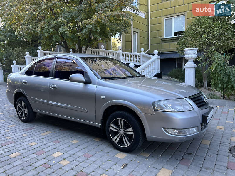 Седан Nissan Almera 2008 в Одессе