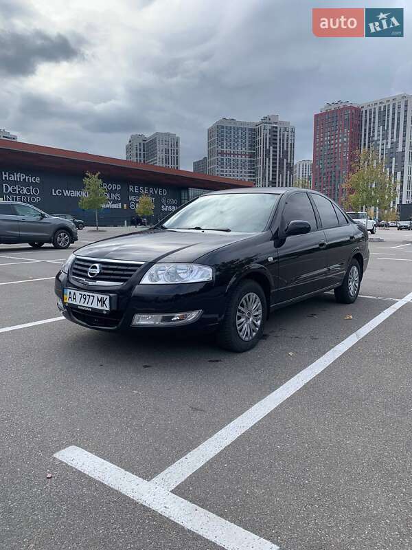 Седан Nissan Almera 2012 в 