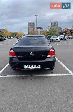 Седан Nissan Almera 2012 в 