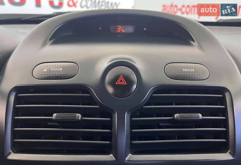 Седан Nissan Almera 2006 в Львове фото 14 Седан Nissan Almera 2006 в Львове