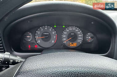 Седан Nissan Almera 2006 в  фото 37 Седан Nissan Almera 2006 в