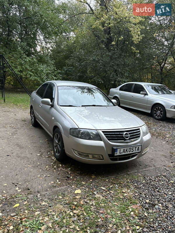 Седан Nissan Almera 2008 в Запоріжжі