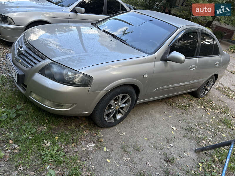Седан Nissan Almera 2008 в Запоріжжі