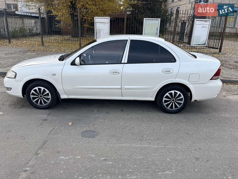 Седан Nissan Almera 2011 в Києві фото 6 Седан Nissan Almera 2011 в Києві