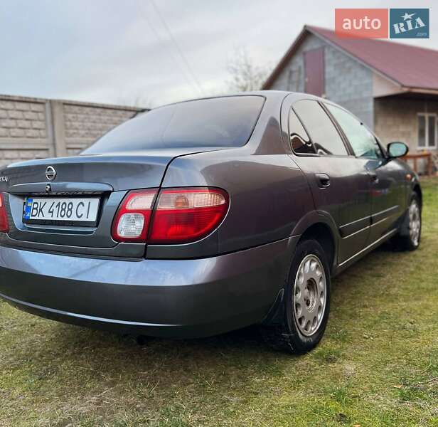 Седан Nissan Almera 2004 в Березному