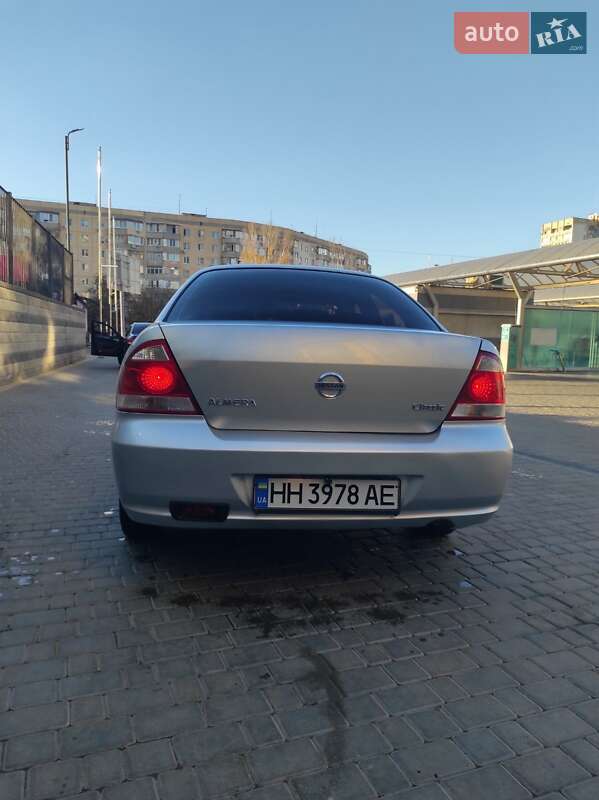 Седан Nissan Almera 2011 в Одессе