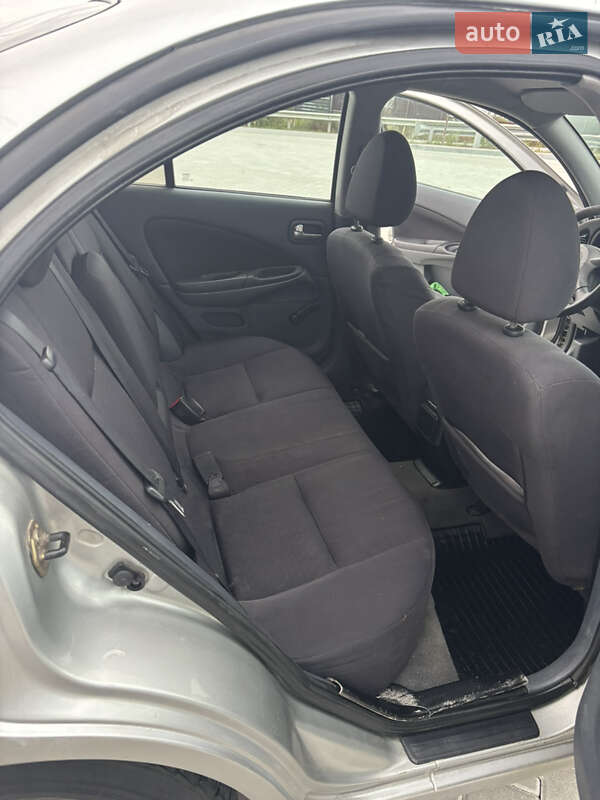 Седан Nissan Almera 2006 в Тернополе фото 13 Седан Nissan Almera 2006 в Тернополе
