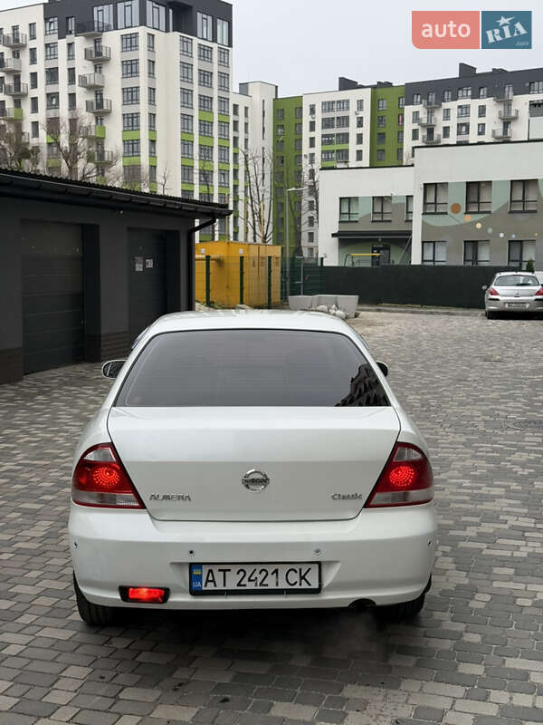 Седан Nissan Almera 2012 в Ивано-Франковске