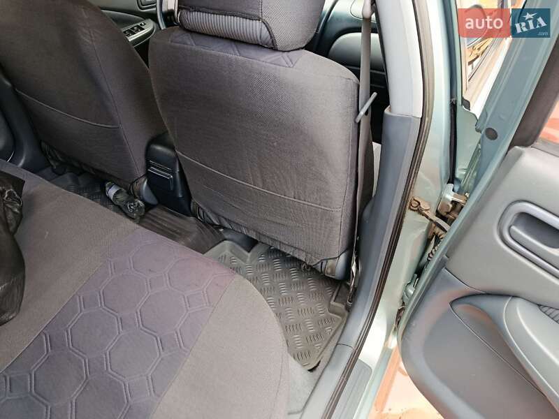 Седан Nissan Almera 2007 в Харькове фото 21 Седан Nissan Almera 2007 в Харькове