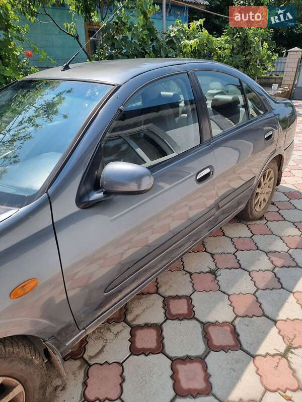 Седан Nissan Almera 2003 в Гайвороне фото 3 Седан Nissan Almera 2003 в Гайвороне