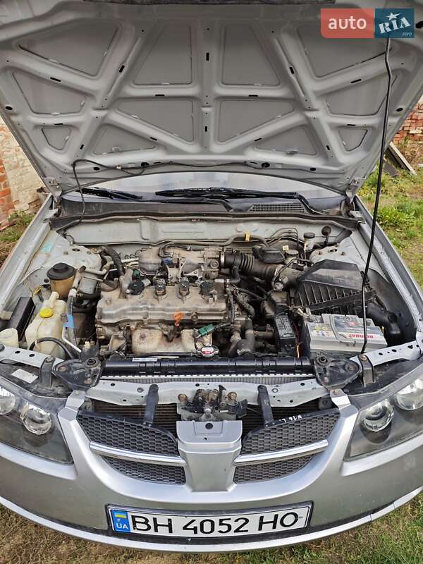 Седан Nissan Almera 2003 в Ананьеве