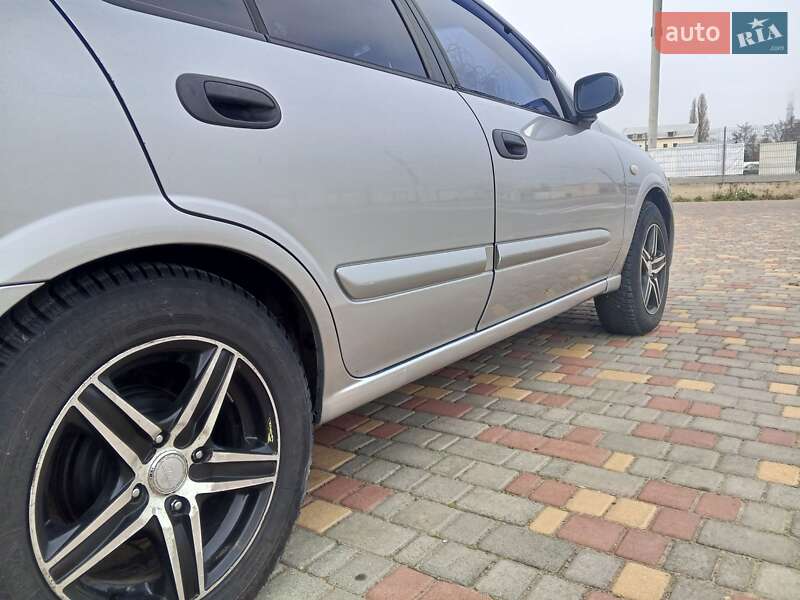 Седан Nissan Almera 2005 в Белгороде-Днестровском