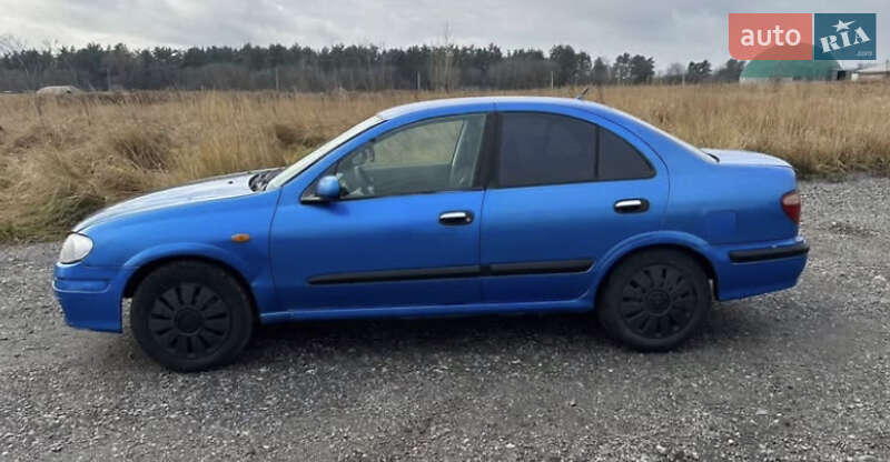 Седан Nissan Almera 2002 в Киеве
