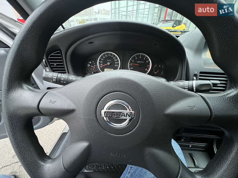 Седан Nissan Almera 2005 в Киеве фото 20 Седан Nissan Almera 2005 в Киеве