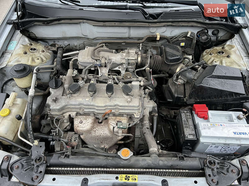 Седан Nissan Almera 2005 в Киеве фото 26 Седан Nissan Almera 2005 в Киеве