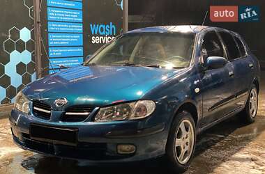 Хетчбек Nissan Almera 2000 в Надвірній